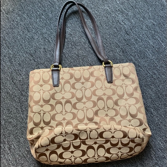 COACH🌟 Purse - Picture 2 of 6